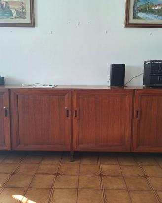 Credenza vintage in legno a 4 ante
