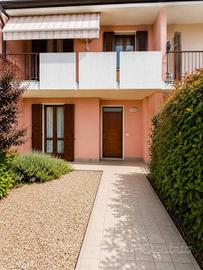 Villa di 147 m² con più di 5 locali e box auto dop