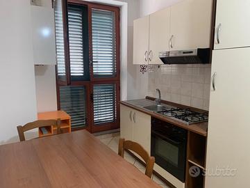 Arredato con utenze allacciate