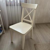 Sedia in legno bianca IKEA