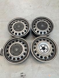 4 Cerchi Ferro Originali Peugeot Traveller 17 Poll