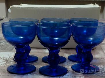 Set 6 calici in vetro blu cobalto anni ’80 – nuovi