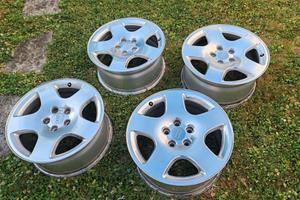 5 CERCHI 17 ORIGINALI AUDI