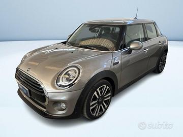 Mini Cooper 1.5 TwinPower Turbo Cooper Hype