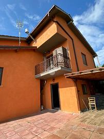 PORZIONE DI BIFAMILIARE A BELLEGRA