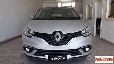 RENAULT - Scénic - dCi 8V 110 CV Energy Zen