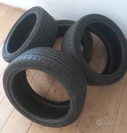 4 gomme 215/40/17 estive 