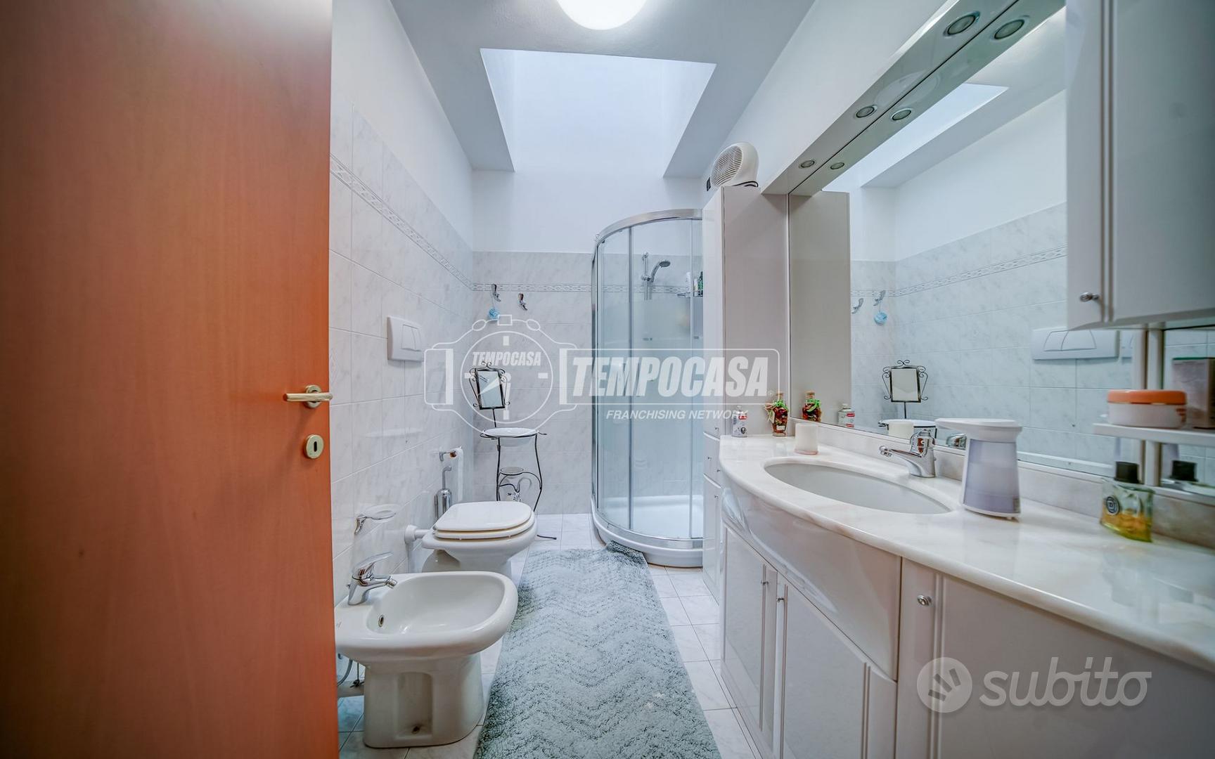 Villa a schiera a Cairate - Altro