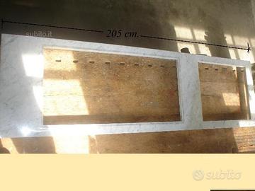 Piano in granito/marmo