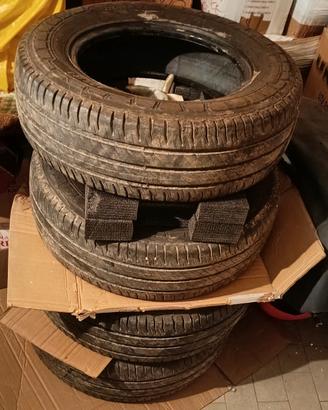 MICHELIN AGILIS 3 225/65 R16C 112/110T camper