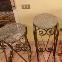 Tavolini in ferro battuto e marmo