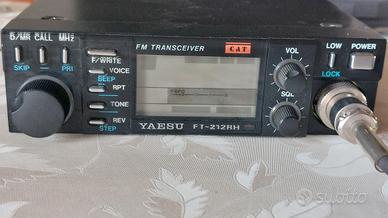 Radio VHF YAESU