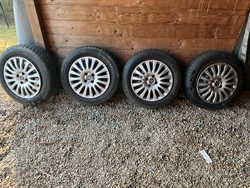 Cerchi e gomme invernali Fiat punto 185/65/r15 6mm
