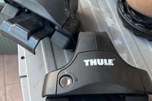Piedi Thule 754 + kit 1668 per Toyota Prius Plus
