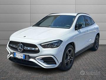Mercedes-Benz GLA 180 Auto AMG Line Premium Plus