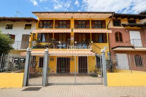 SOLUZIONE INDIPENDENTE COMPLETAMENTE RISTRUTTURATA