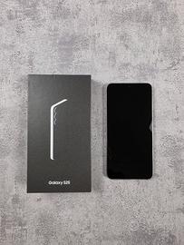 Samsung Galaxy S25 Batteria 100%  256GB Garanzia