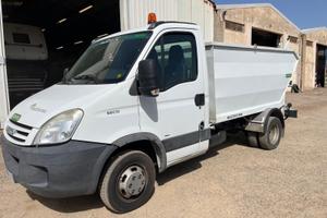 Iveco daily 35 vasca rifiuti