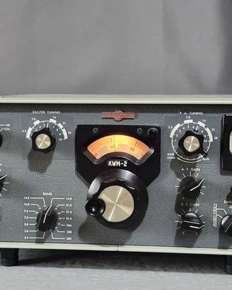 Trasmettitore radio a valvole Collins KWM-2
