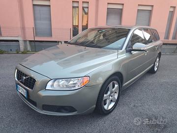 Volvo V70 2.4 D5 frizione volano nuove