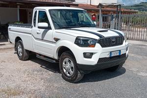 Mahindra 6S pickup 