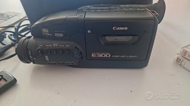 Canon E300 con accessori e borsa