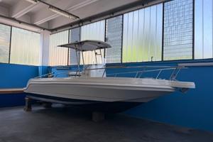 open 8 metri center consolle