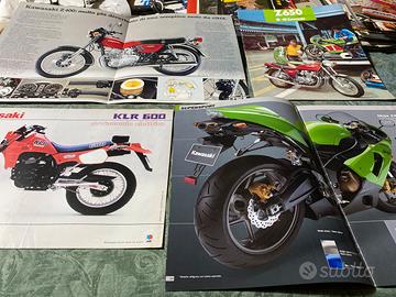 Raccolta  depliant  moto classiche giapponesi