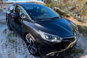 Scenic 2017  bose 1.5 110cvcondizioni Ottime