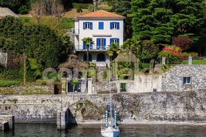 Villa di 270 m² con 5 locali e box auto a Moltrasi
