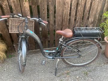 Bici elettrica da donna