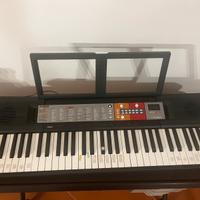 Tastiera Yamaha PSR F50