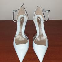 SANDALI BIANCHI CON CINTURINO