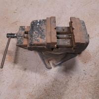 Morsa pesante girevole