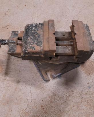 Morsa pesante girevole