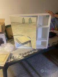 Specchiera bagno con cassetti