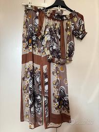 Completo pantaloni e top corto Siste’s