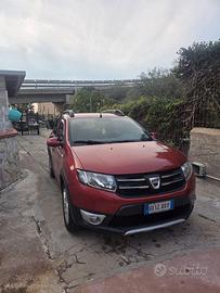 DACIA SANDERO STEPWAY 1.5 DIESEL 90c 12/2015 E6