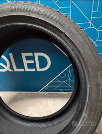 Pneumatico Bridgestone 255/40 r 20