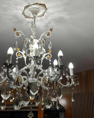 Lampadario stile veneziano con pendenti a goccia