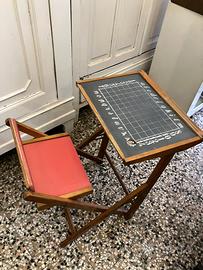 Vecchio banchetto per bambini