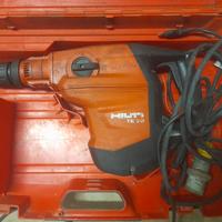 Demolitore HILTI TE70 ATC + demolitore HILTI TE70A