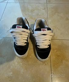 Scarpe Vans Old Skool nere e bianche originali