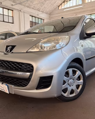 Peugeot 107 1.0 68CV 3p. AUTOMATICA - 1 PROPRIETAR