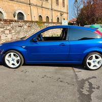 Ford Focus Rs ( IMPERIAL BLUE )