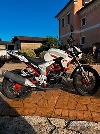 Senke SK125 Naked (patente A1/B)