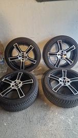 Pneumatici e cerchi in lega