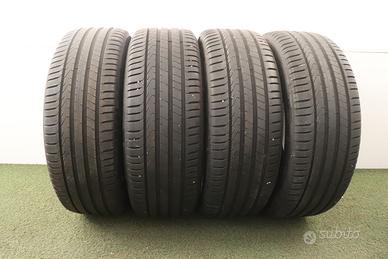 Gomme Pirelli Cinturato 215 55 18 estate