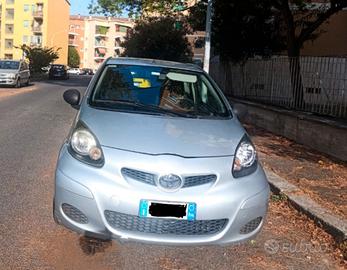 Toyota Aygo Connect 2011 usata