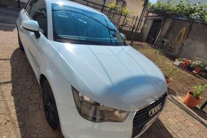 audi a1 TFSI 1.4 S tronic Attraction